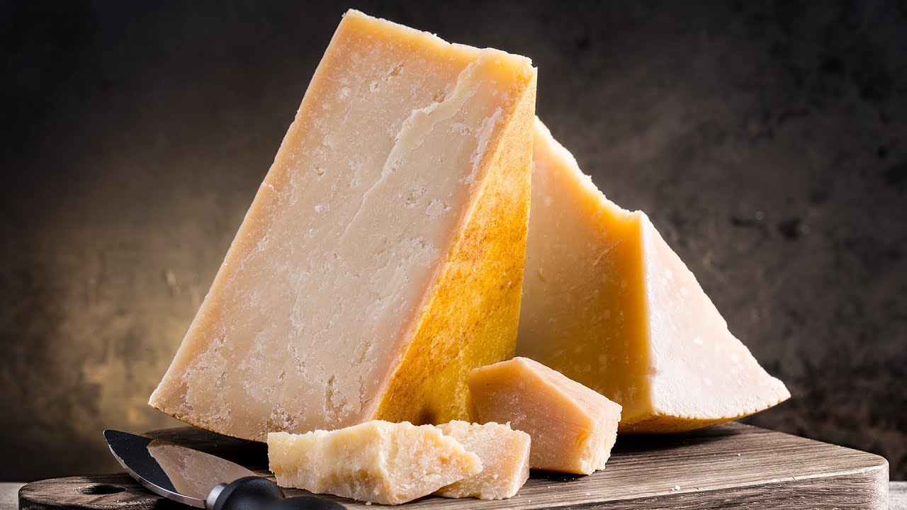 Пармезан – сир, у якому міститься більше білка ніж у м’ясі